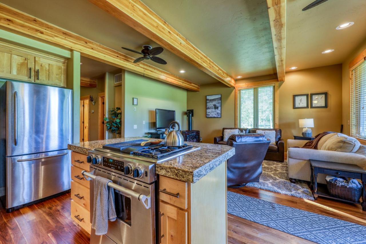 Shiner Creek Retreat
